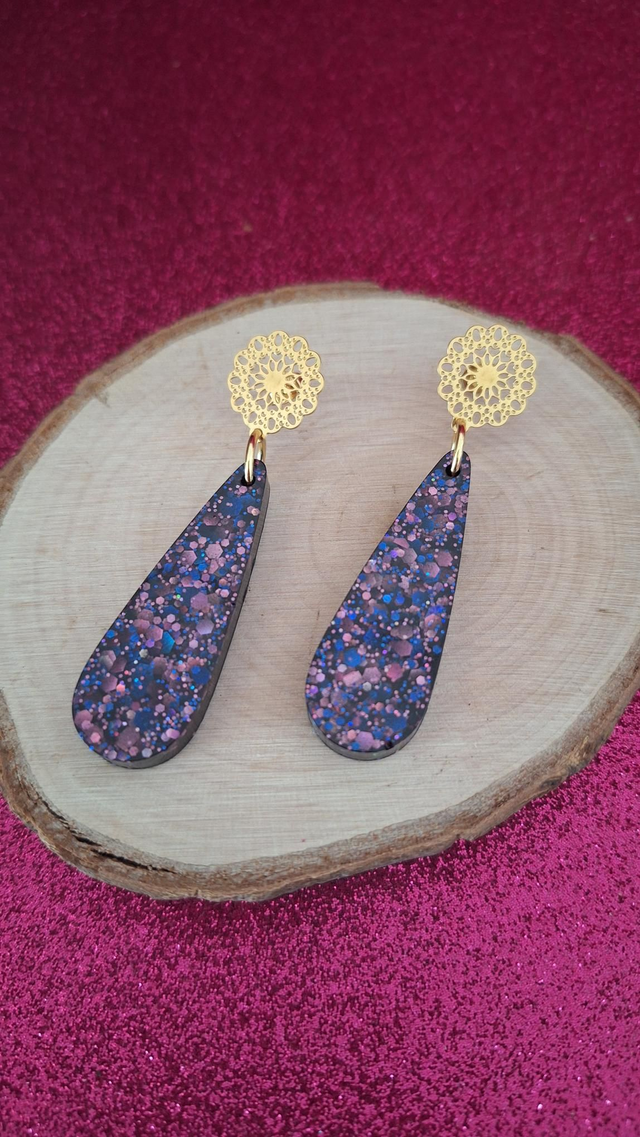 Boucles d'oreilles gouttes noires/paillettes bleues et roses