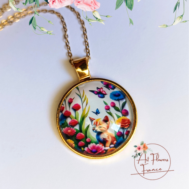 Collier illustré - Chaton dans la forêt