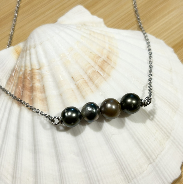Collier Titārava