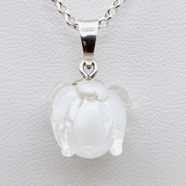 Pendentif Clochette blanche (petit modèle)