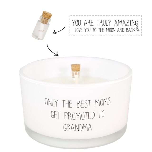 Geurkaars met flessenpost | Only the best moms get promoted to grandma