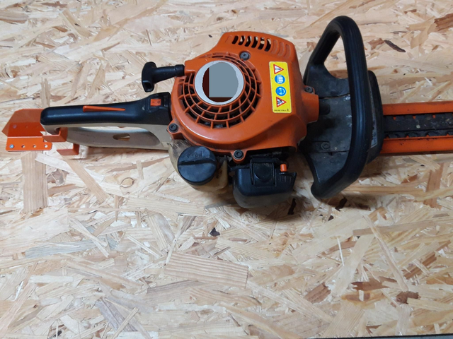 Support mural pour outillage