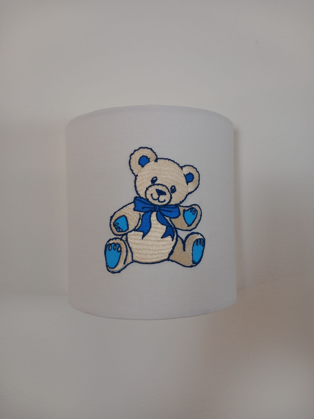 Applique murale lin brodé Ourson bleu électrifiée demi-cercle 