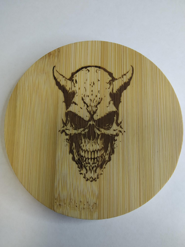 Sous verre rond skull 7