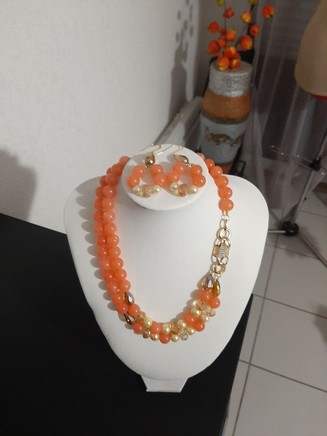 Parure  double orange-champagne-doré en perle de verre et perle cristal 		