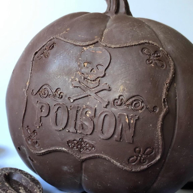 Unpainted Chocolate Pumpkin 