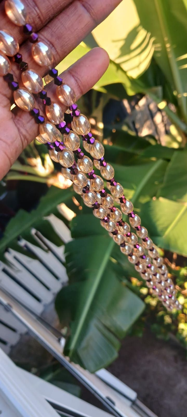 Baya, Perles de reins, Fait main