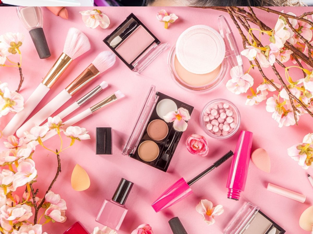 Make-up Party Deposit Per Person  