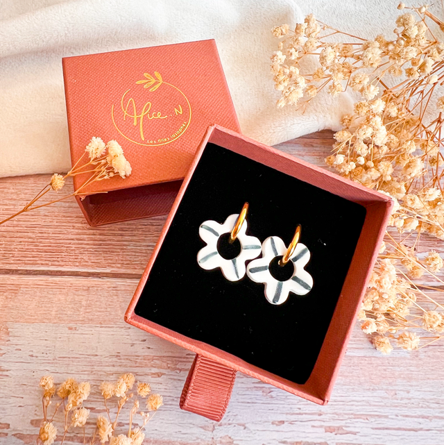 Boucles d’oreilles porcelaine