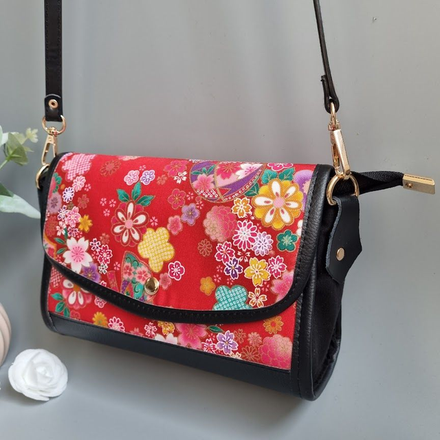 Mini-sac cartable "Miya" rouge doré & simili cuir noir