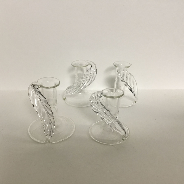 Support crayon bas feuille 