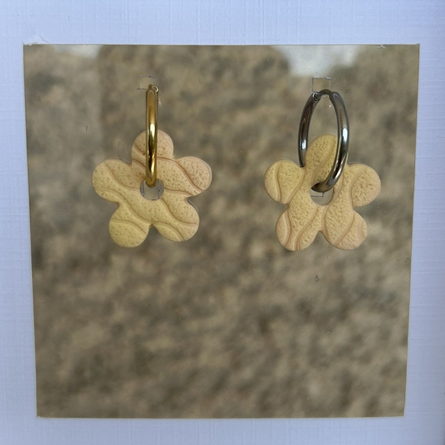 FLORA | Pièce unique wavy mat