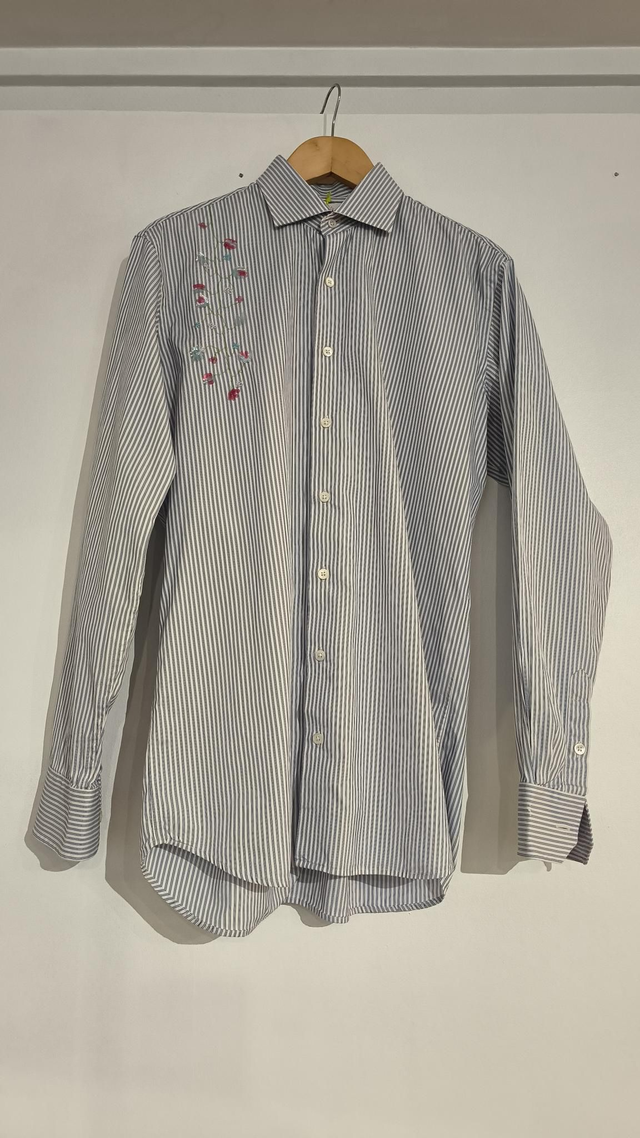 Chemise à rayures et branche - La Petite Eugenes