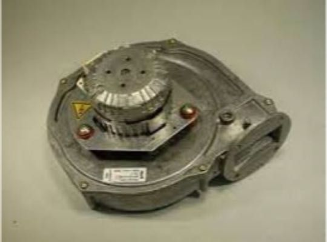 D-079536007 Ventilator