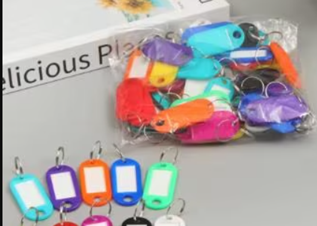 Sleutelhangers / sleuteltags 100 stuks in alle kleuren