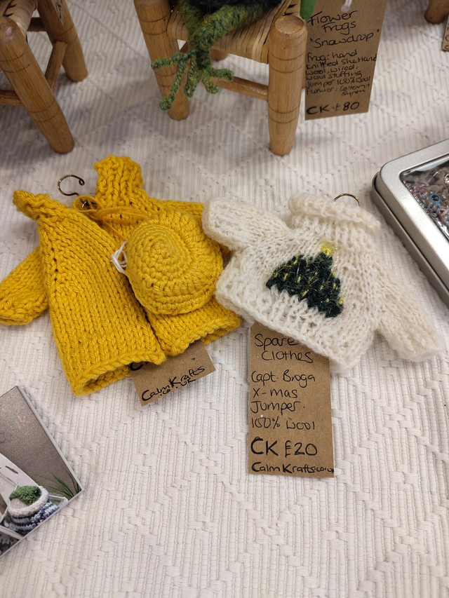 Capten Broga Mariner Wardrobe