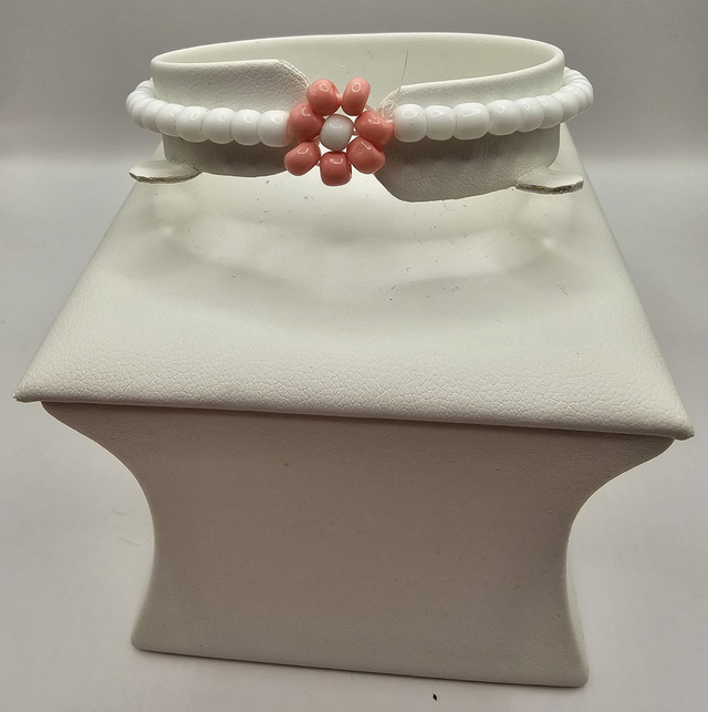 Beaded Flower Bracelet.