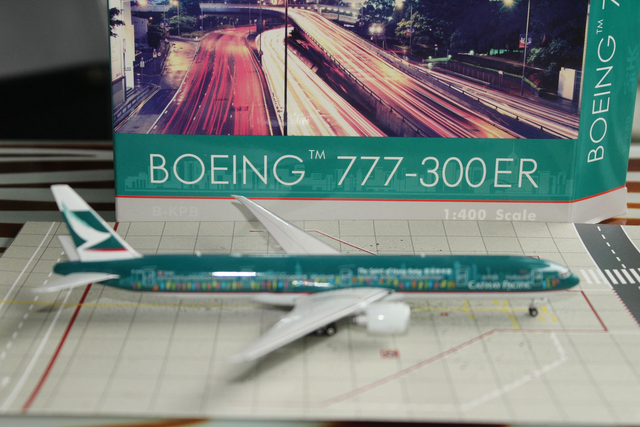 Cathay Pacific B777-300ER (B-KPB) &quot;Spirit of HKG&quot;, 1:400