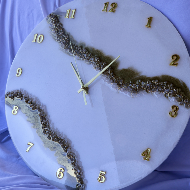 Horloge blanc + quartz 