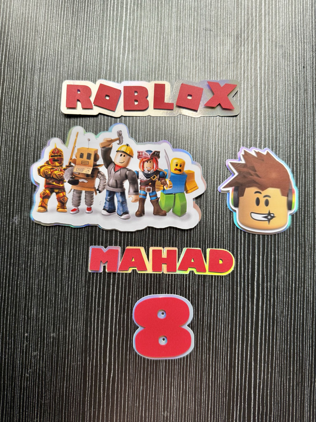 Personalised Roblox Cake toppers