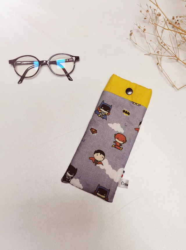 Étui lunettes super-héros 