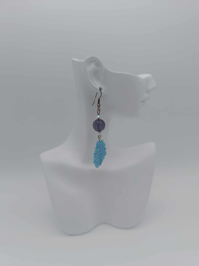 Boucles d&#039;oreilles en porcelaine froide Petite plume avec perles Swarovski