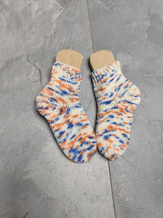 Handgestrickte Socken Größe 22/23