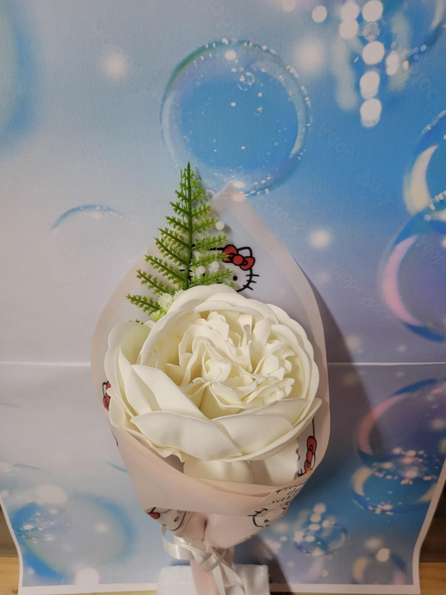 Pivoine de savon blanche