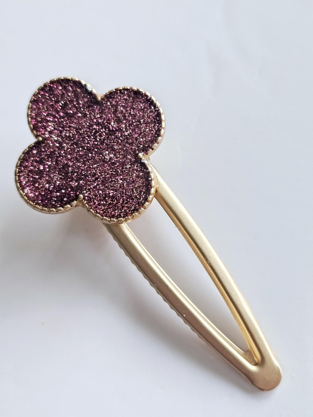 BARRETTE TREFFLE prune pailleté