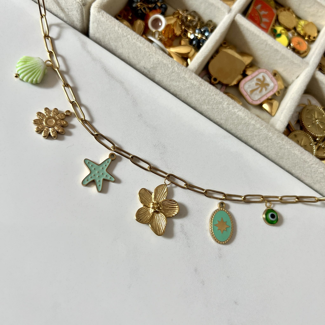 Collier thème vert