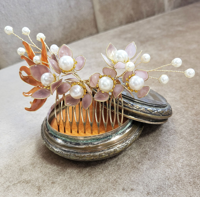 Peigne en résine, accessoire Mariage "IRINA"