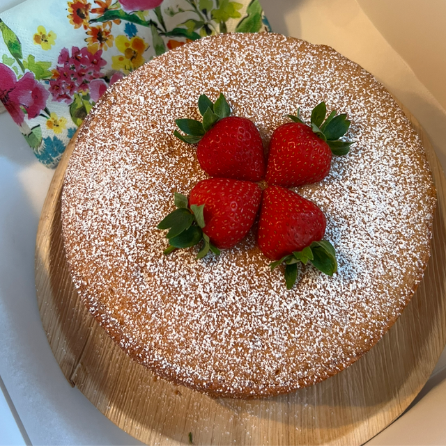Cake- Whole Victoria Sponge 