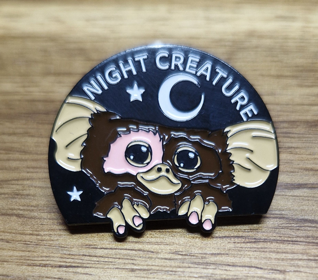 PIN'S NIGHT CREATURE