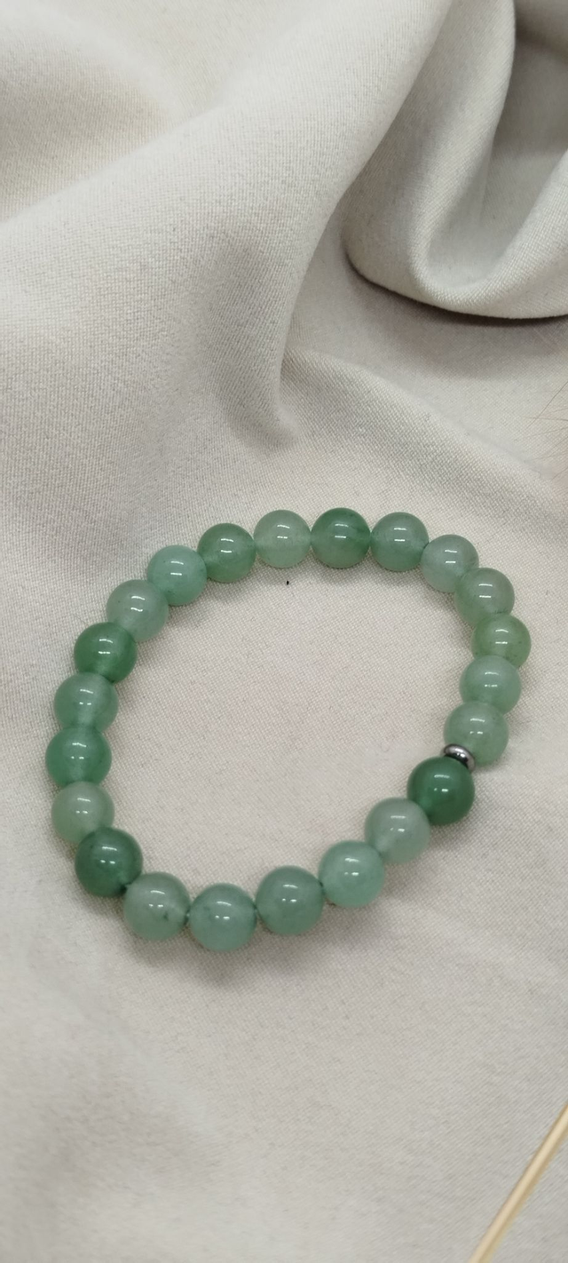 N° 363. Bracelet 16 cm en pierres naturelles de 8 mm (aventurine verte). 