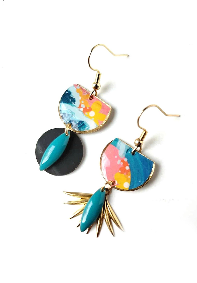 Boucles d'oreilles Asymétriques Upcyclées en Chambre à Air et Papier Recyclés - Vague