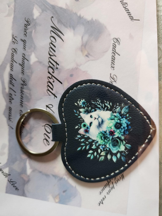 Porte-clés Chat en similicuir   &quot;Mia the cat &quot;  