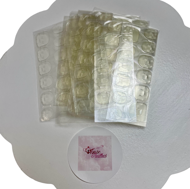 Gel pads autocollants