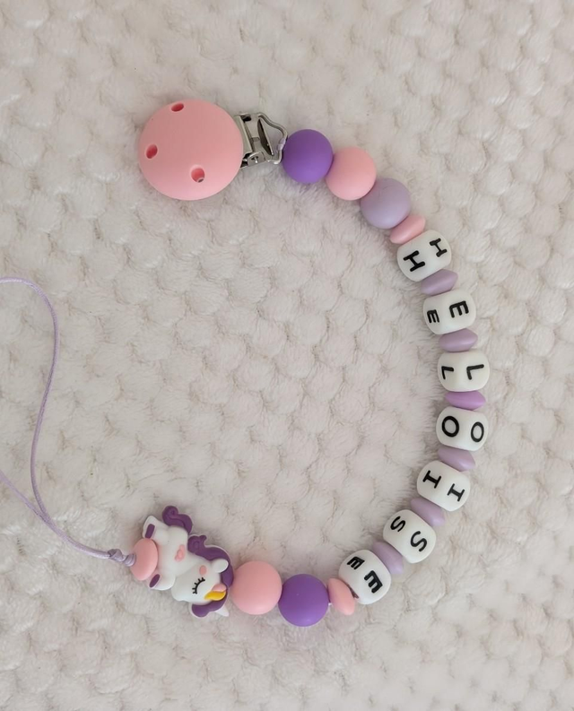 Attache-tétine personnalisé 