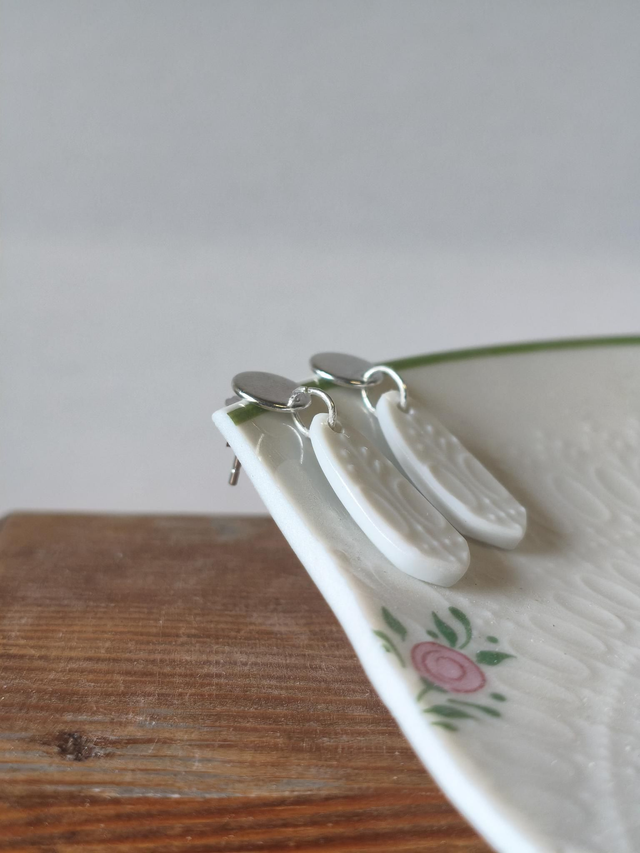 Boucles d'oreilles pendantes chevrons - porcelaine allemande, Rosenthal | no.1