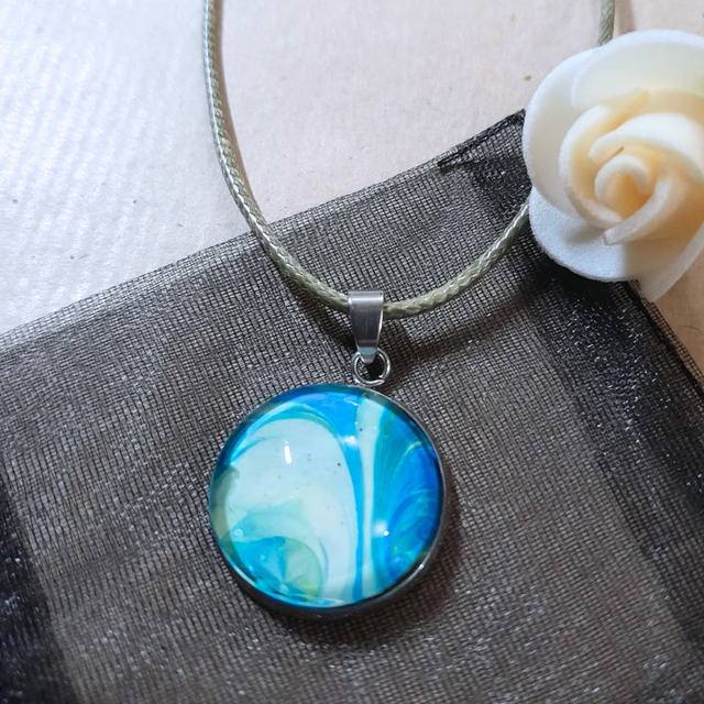 GREEN SERENITY - Collier - Cordon kaki