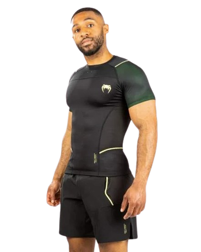 RASHGUARD HOMMES - MANCHES COURTES VENUM FUSION 2.0 - NOIR/JAUNE