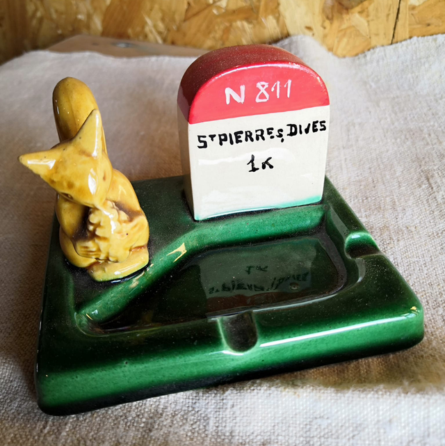 Cendrier publicitaire « st pierre sur dives »