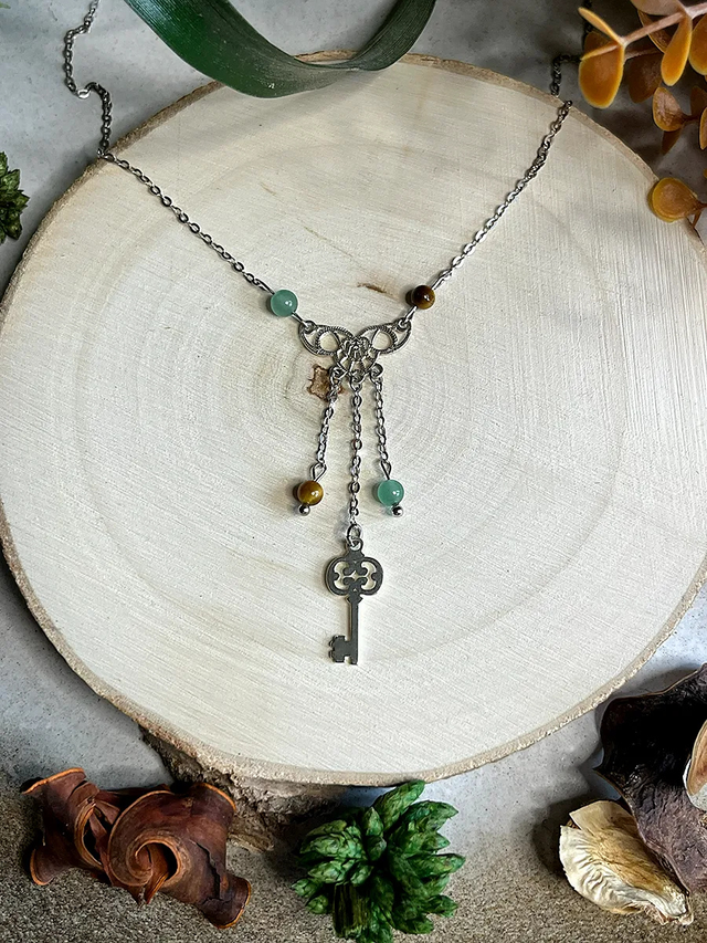 Collier Eren (2 versions)