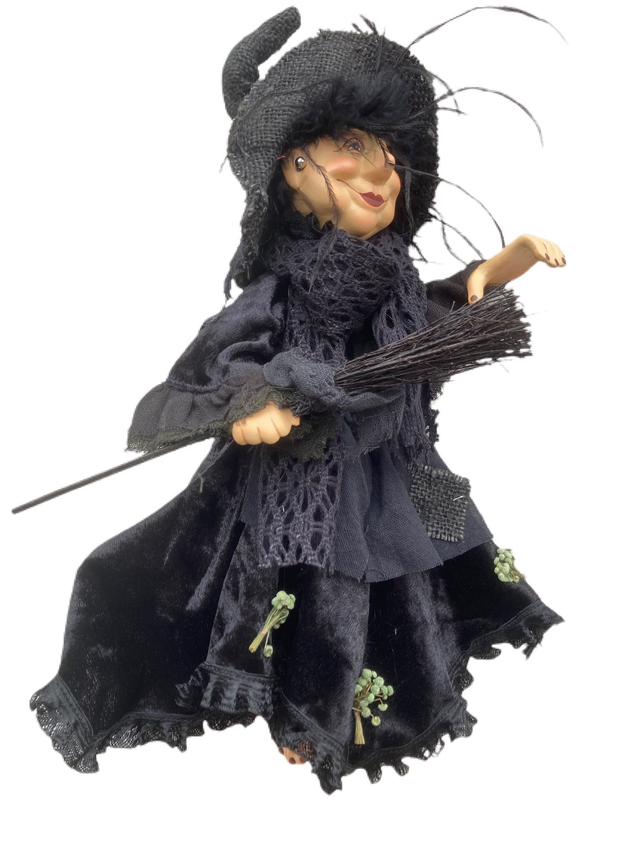 Witches of Pendle Rosemary 35 cm in Black
