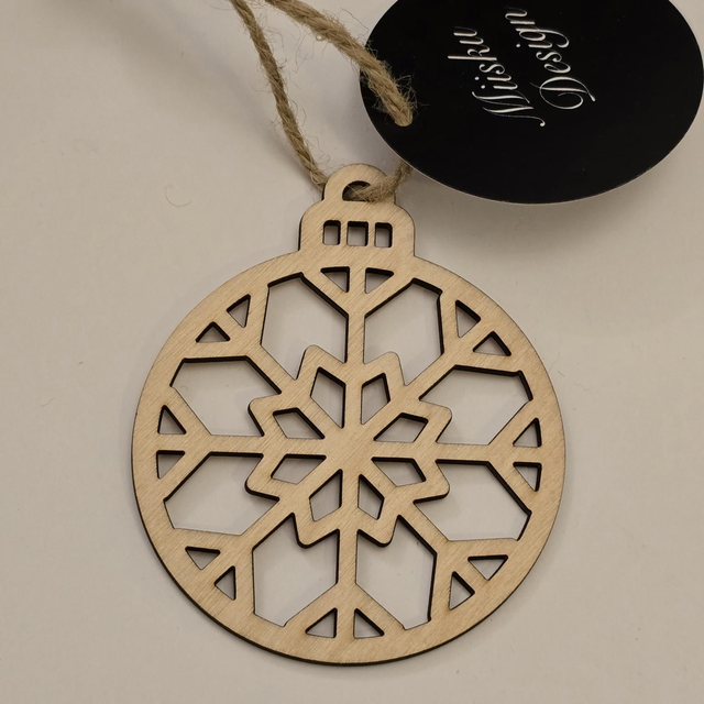 Lumihiutale kuusenkoriste