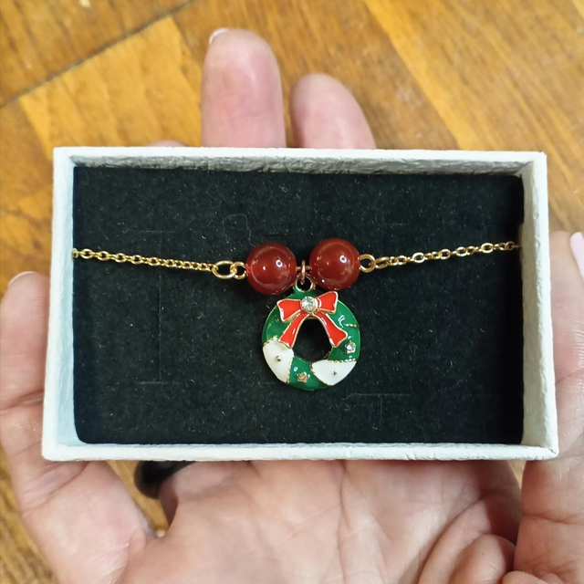 Gold Carnelian Bead Bracelet