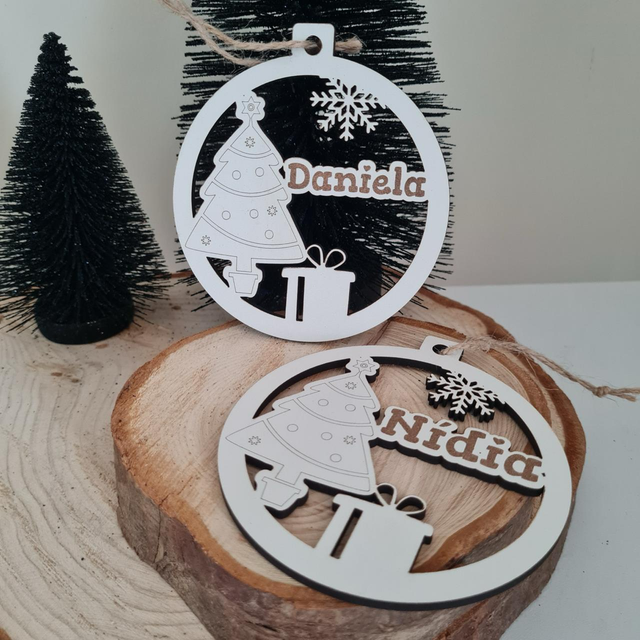2 Ornamento de Natal personalizado - Bola Árvore, floco de neve e presente 