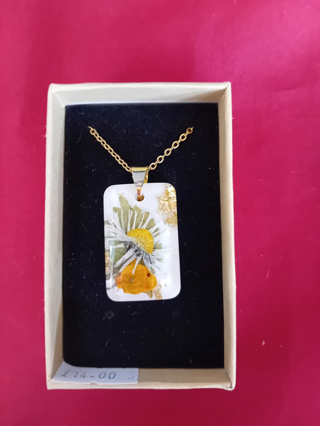 053 - Daisy necklace - Nature Inspiration