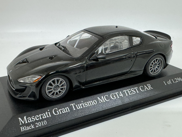 Maserati Grand Turismo MV GT4 Test Car Minichamps 1:43