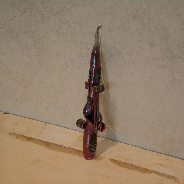 Vilde Tuv Candle (Warm Pink/Black/Deep Purple)